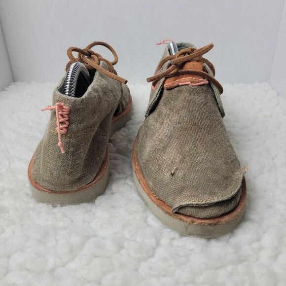 Santorisan Benirras Women's Size 10.5 Gray Leather Flat Walking Low Desert Boot - Picture 7 of 10